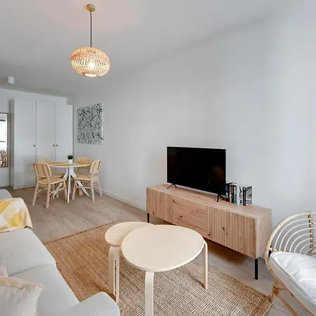 Szafarnia Marina & Center By Downtown *