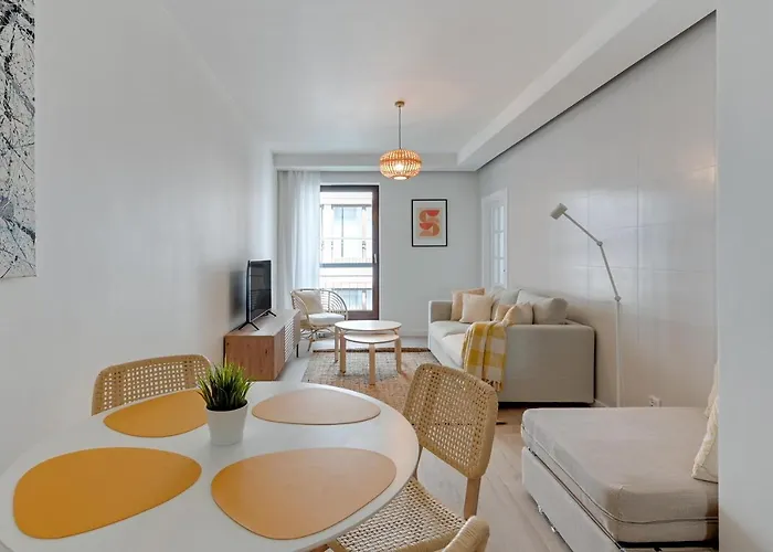 Szafarnia Marina & Center By Downtown Apartamento *