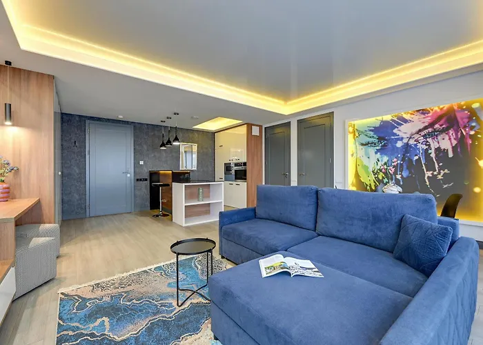 Szafarnia Marina & Center By Downtown