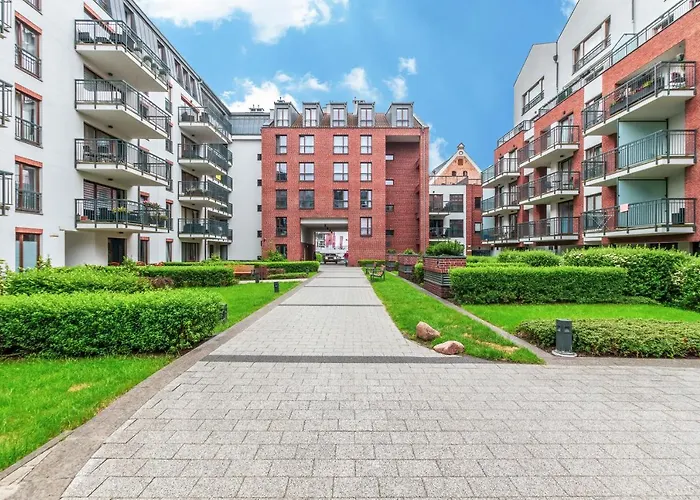 Szafarnia Marina & Center By Downtown *