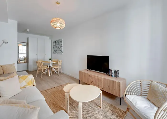 Szafarnia Marina & Center By Downtown *