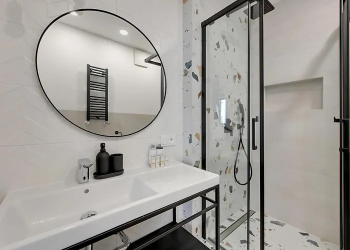 Szafarnia Marina & Center By Downtown Daire *